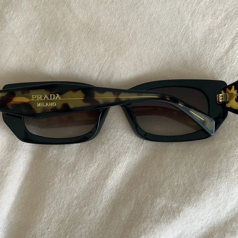 PRADA SUNGLASSES NEW SPRB05 - Picture 6 of 8